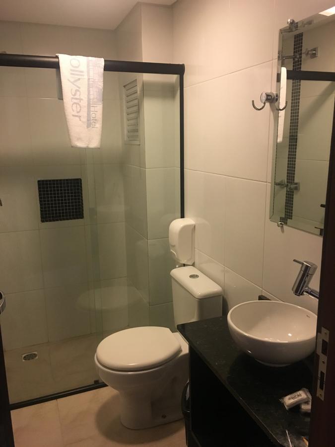 Hollyster Hotel Pinhais Esterno foto