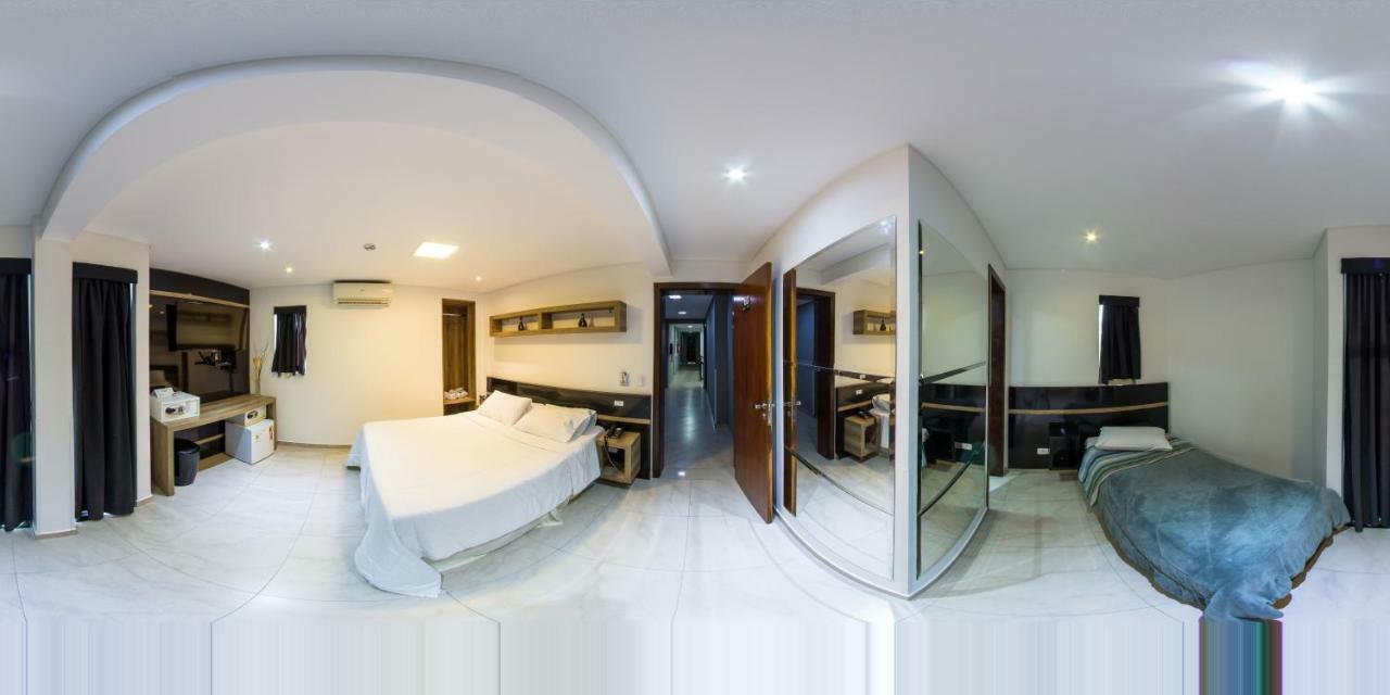 Hollyster Hotel Pinhais Esterno foto