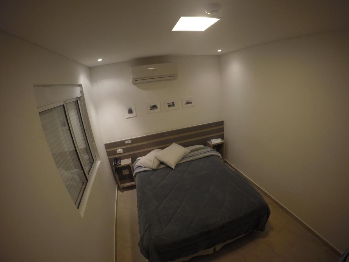 Hollyster Hotel Pinhais Esterno foto