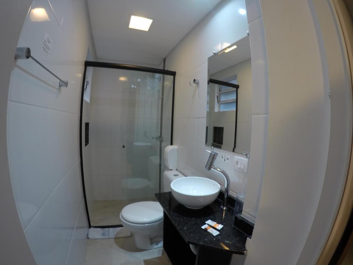 Hollyster Hotel Pinhais Esterno foto